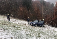 2020-12-12 Fahrzeugbergung FF Neuhaus_1