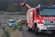 2021-01-25 PKW-Bergung Ober-Henndorf_2